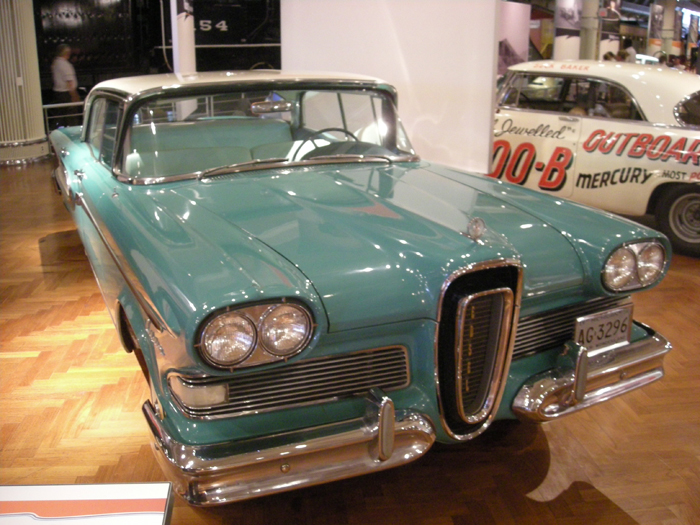 Henry_Ford_Museum_August_2012_33_(1958_Edsel_Citation)700px